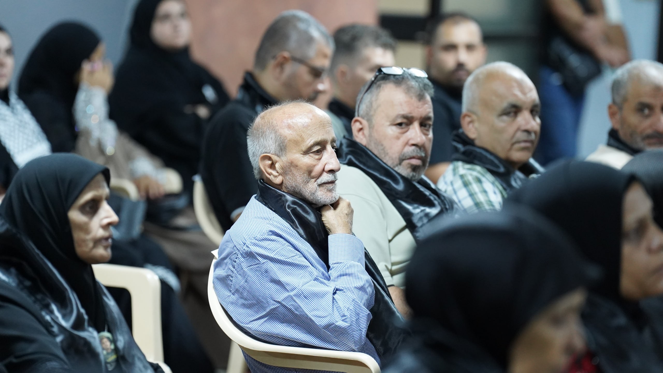 عائلات الشهداء 1.jpg